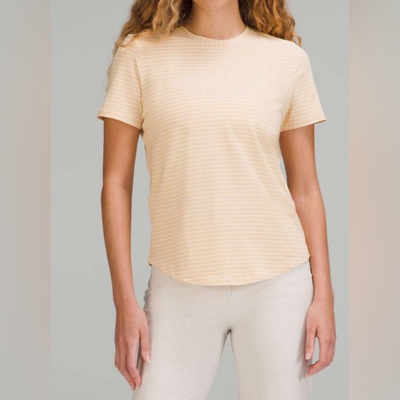 NWOT Lululemon Love Crew T-Shirt Prosecco / White - Picture 1 of 7
